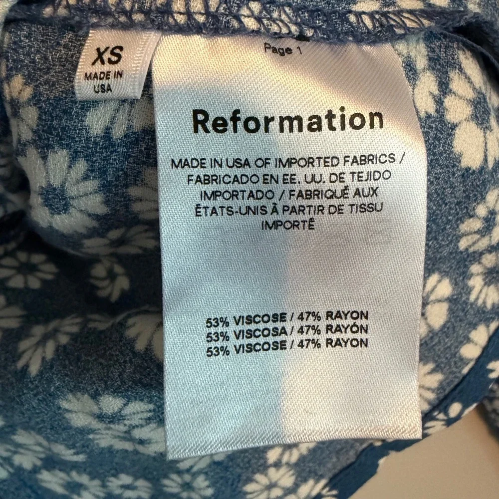 Reformation Nell Top blouse blue white daisy XS deep v puff sleeves feminine